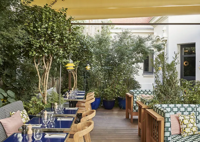 Hotel Le Ballu Parijs